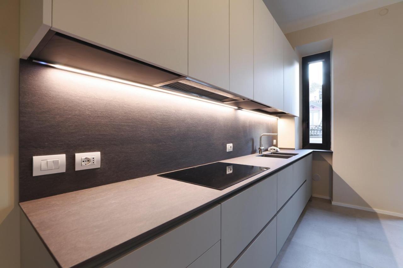 Luxury San Babila Apartment Милан Экстерьер фото